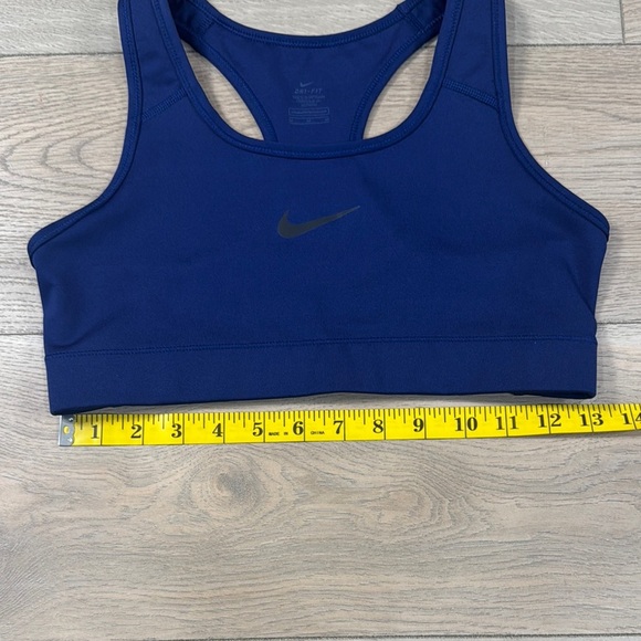 Nike Women's Blue Sports Bra - Picture 6 of 8